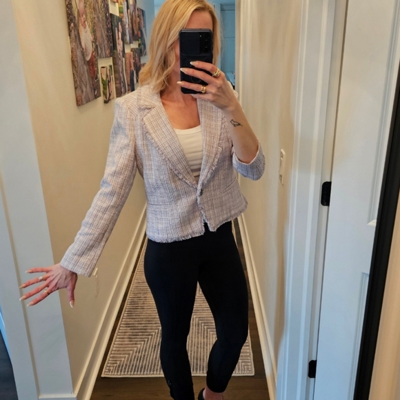 NWT ✨️ WHBM Purple Tweed Blazer - SIZE 8P - Picture 3 of 16